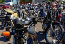 Exhibición y remate de motos fiscales
