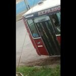 Colectivero de la línea 266 escrachado por vecinos