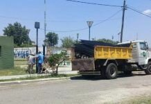 Malestar de vecinos por movimiento municipal en la Plaza Solano