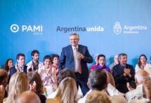 Alberto Fernández visitó Quilmes y anunció medicamentos gratuitos para afiliados al PAMI