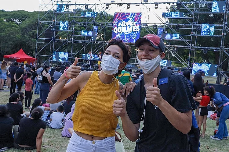 Mayra Mendoza supervisó el desarrollo del festival 