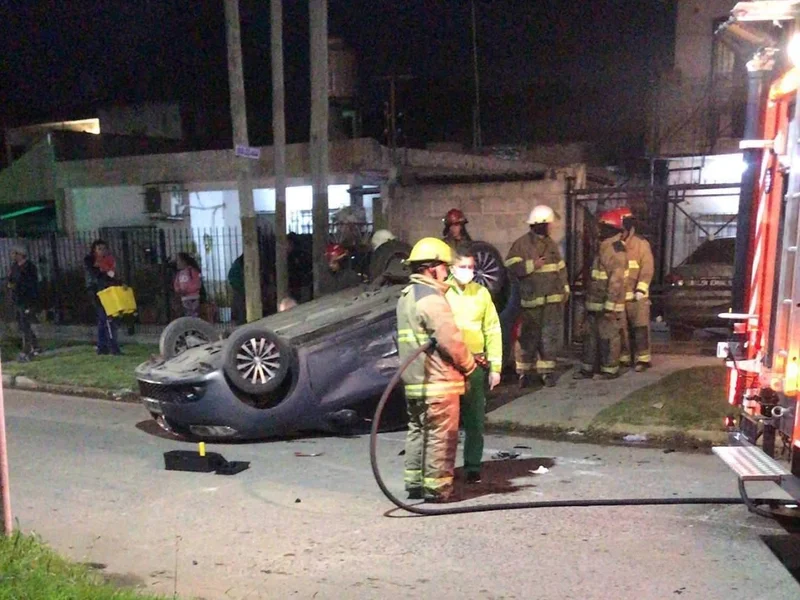 Accidente vehicular en calle 891