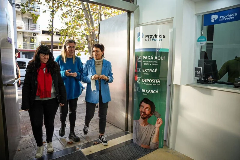 Mayra Mendoza habilitó el servicio de Provincia NET en la agencia de fiscalización