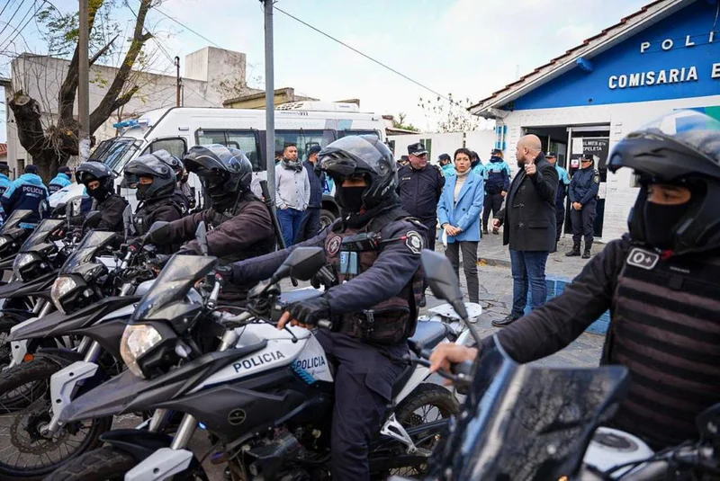 Mayra Mendoza supervisó el inicio de un nuevo operativo de saturación policial