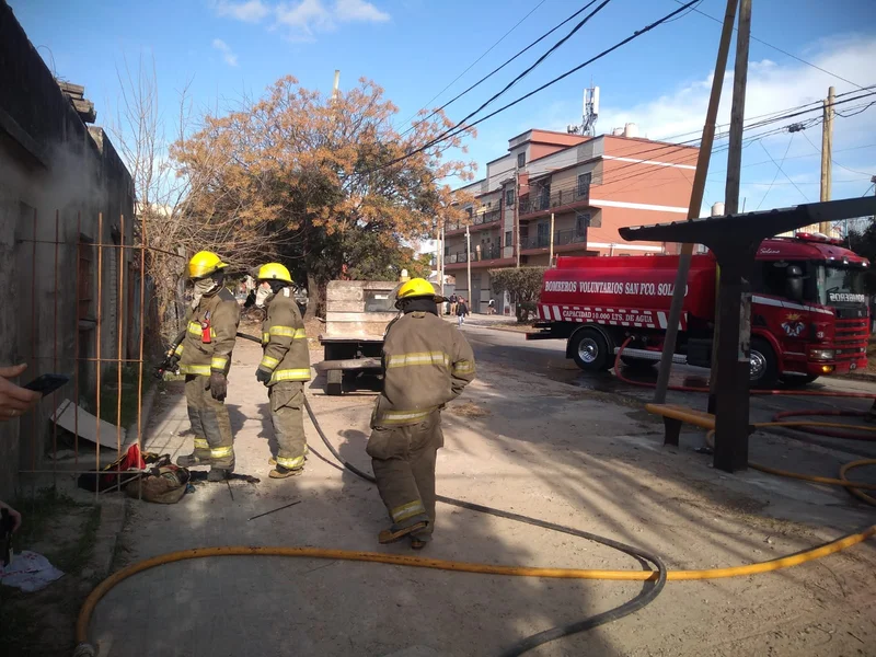 Incendio en calle 893