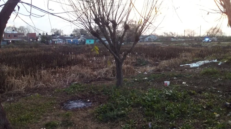 Policía murió en pleno desalojo de la toma de terrenos en Barrio La Matera