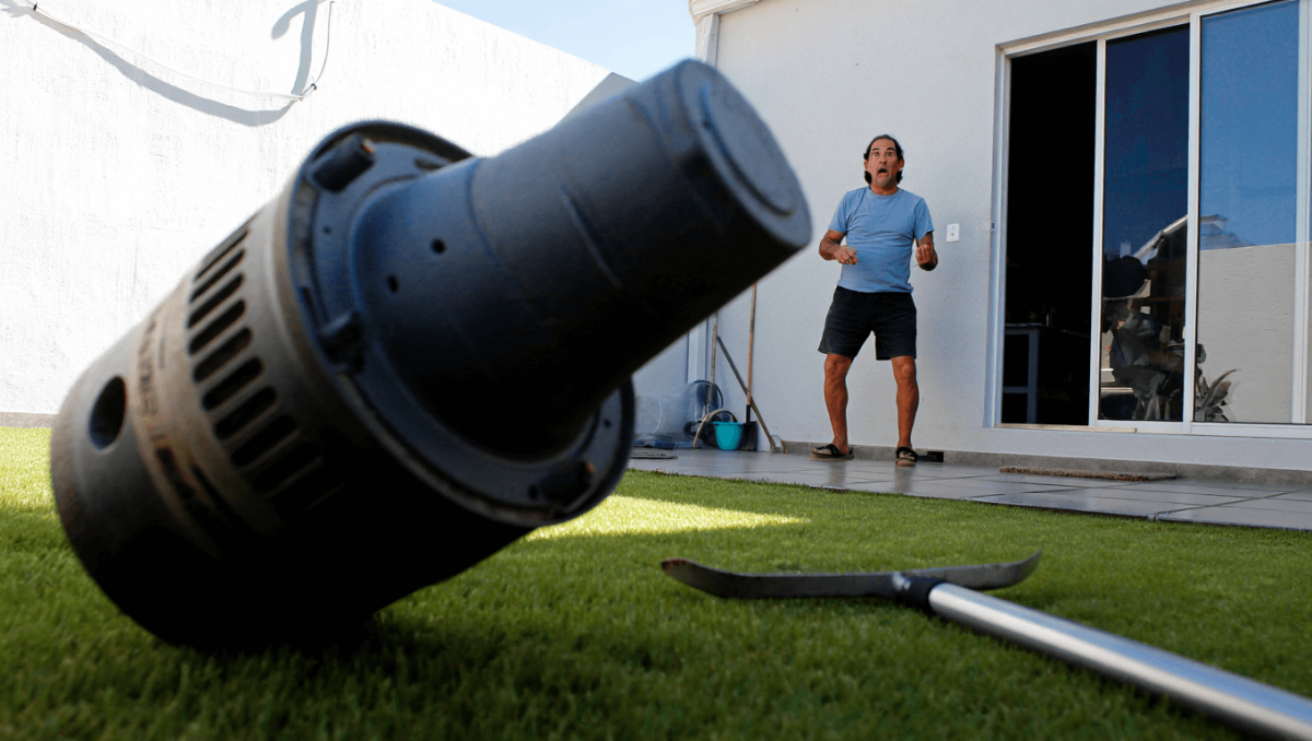 Encontró un proyectil de guerra mientras limpiaba su casa en Córdoba

