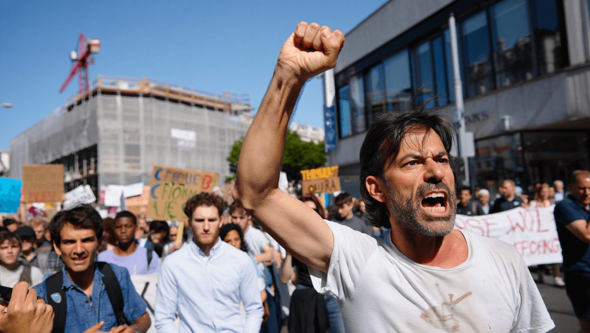Sigue la polémica por la achilata: "La ordenanza beneficia a unos pocos que buscan hacer negocio con el trabajo ajeno"