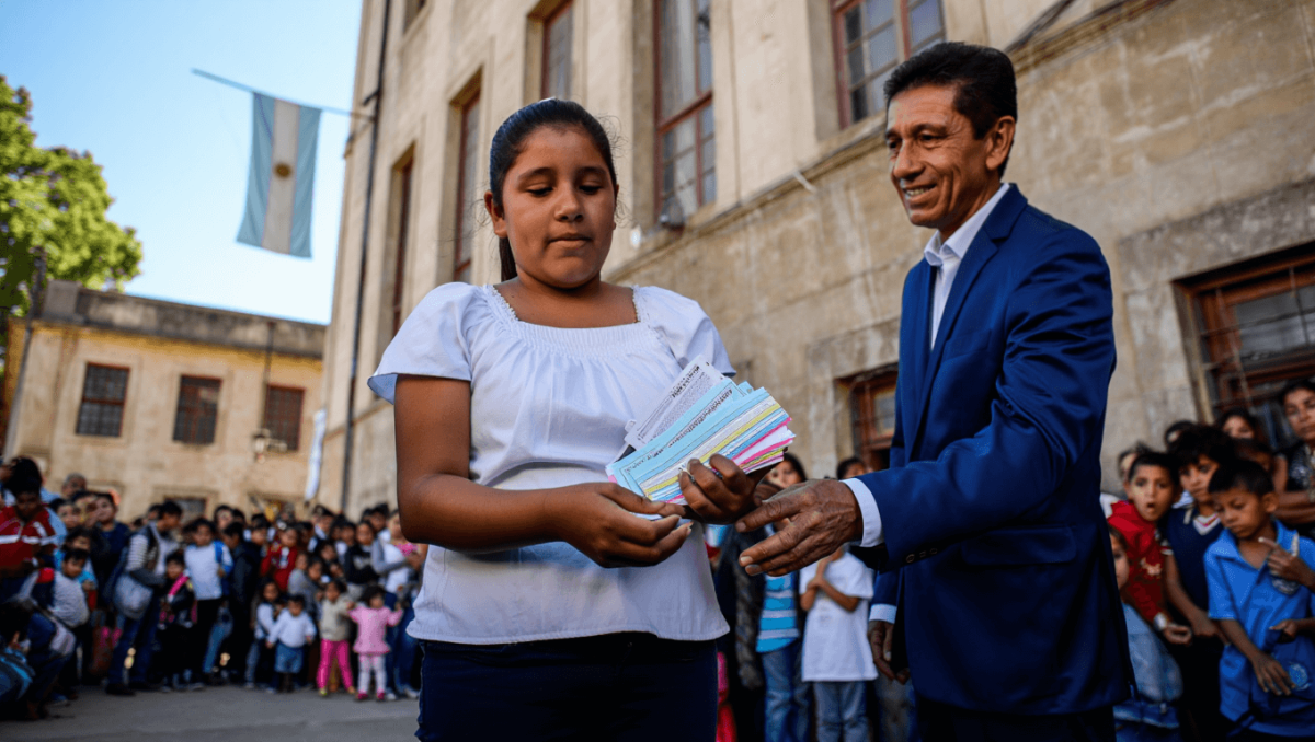 Vouchers educativos: ¿expanden la elección o contienen el gasto familiar?