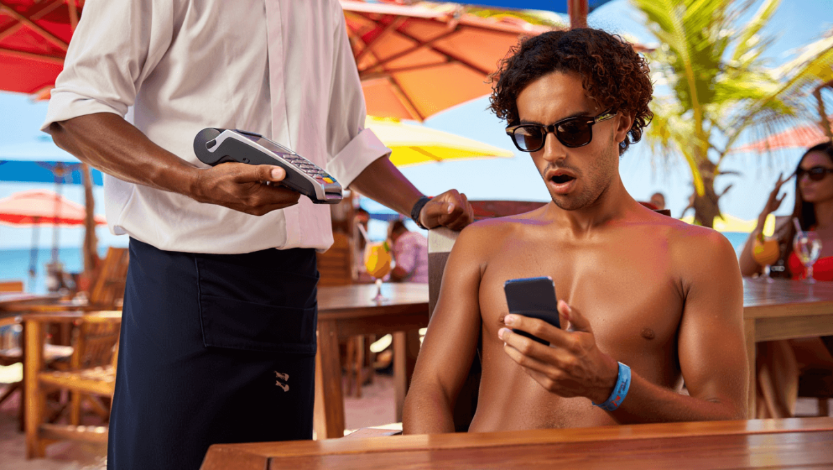 Golpe da maquininha: la estafa que amenaza a argentinos en vacaciones en Brasil
