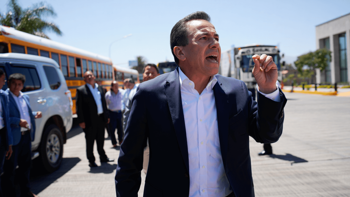 Lisandro Catalán: “Estamos hartos de delegados comunales con 4x4 y escuelas sin vidrios”