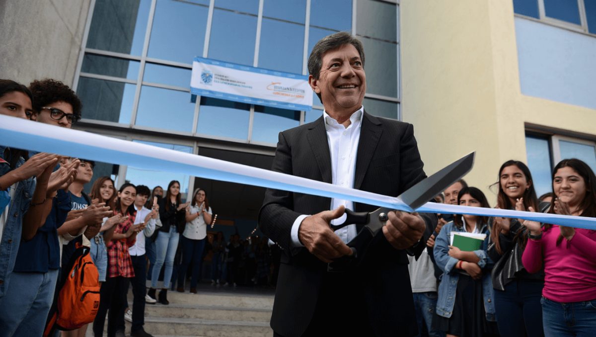 Jaldo inauguró el Centro Educativo de Jóvenes y Adultos de Aguilares