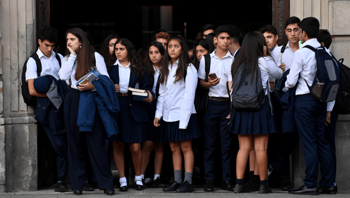 Empiezan las clases para la secundaria en la provincia de Buenos Aires: cómo serán los operativos por los UPD