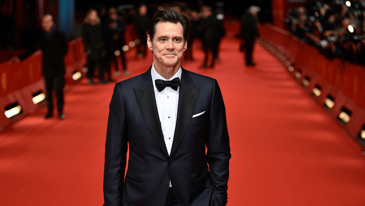 Irreconocible. Qué le pasó a Jim Carrey: su reaparición pública estuvo cargada de comentarios sobre su rostro