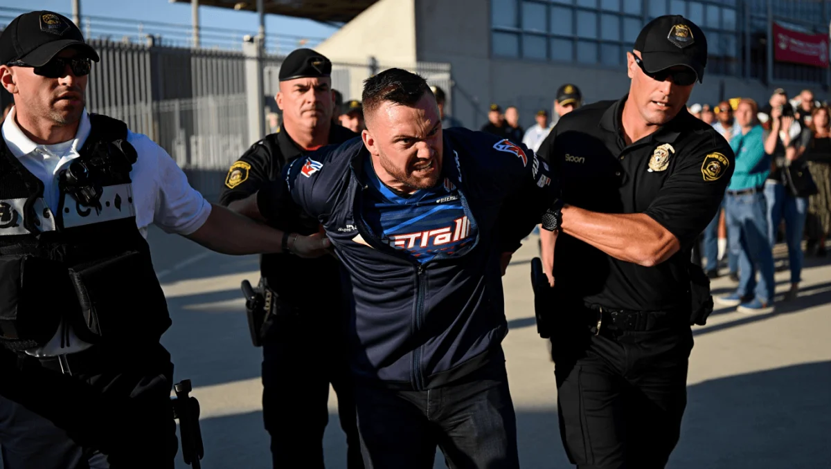 Derecho de admisión al líder de la barra de Racing tras la salvaje agresión en la platea