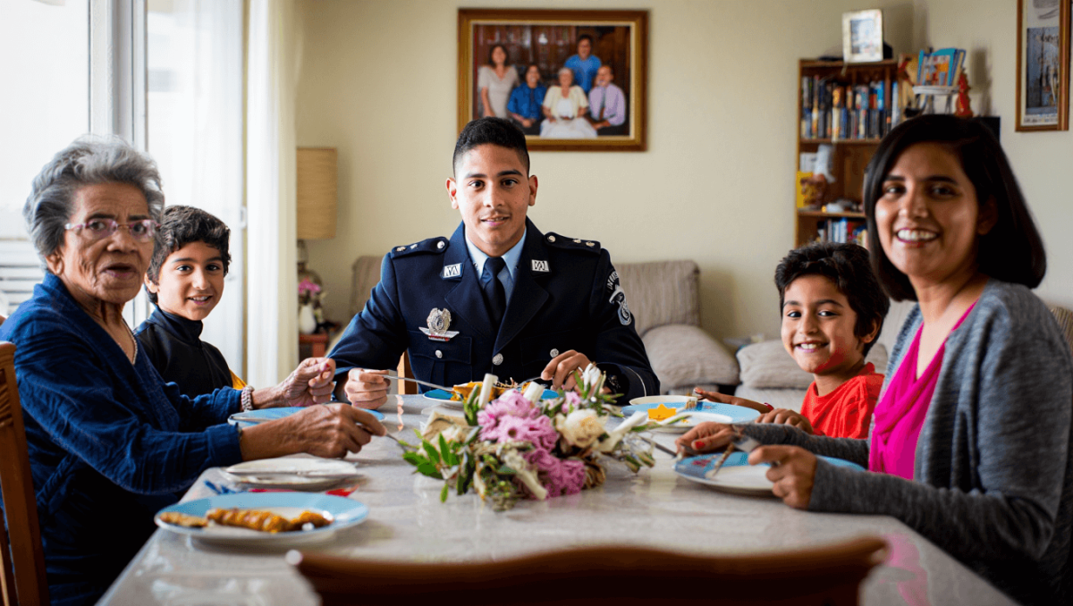 Nahuel Gallo cenó con su familia por primera vez después de 448 días