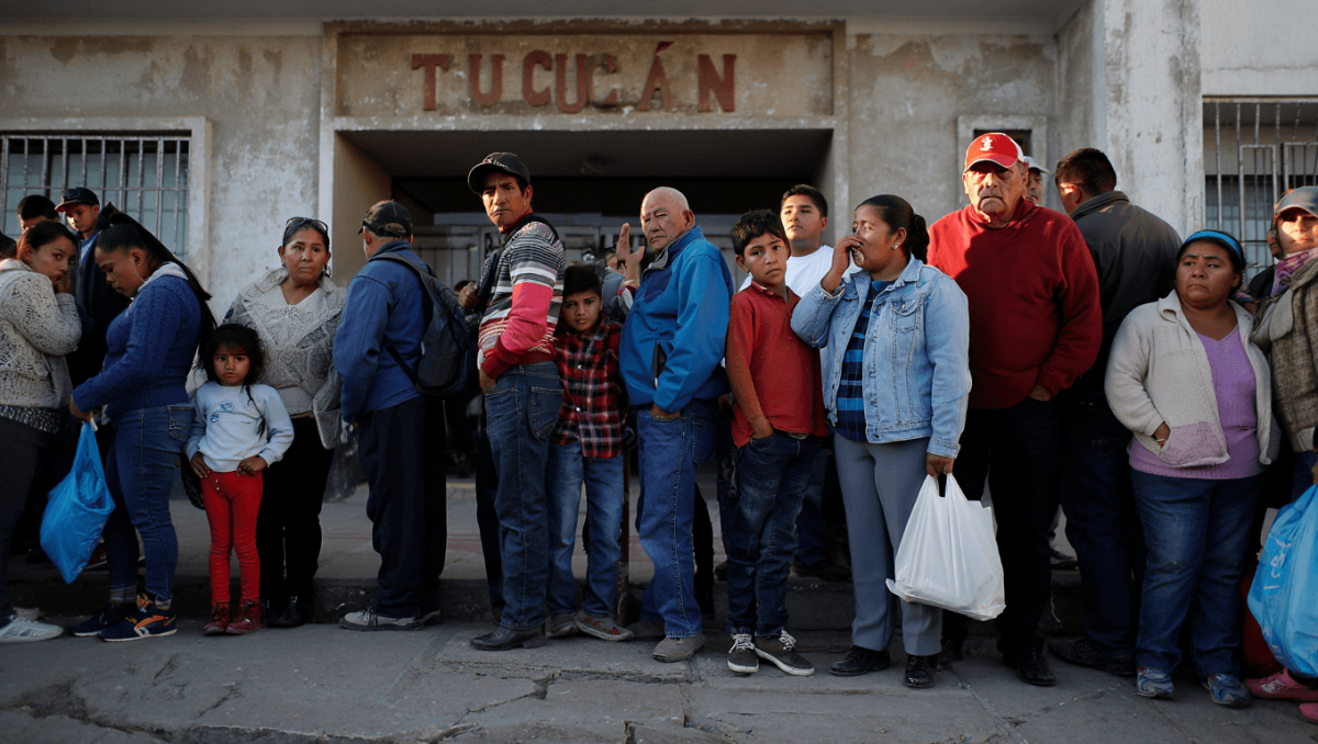 La Nación dará de baja unos 55.000 planes sociales en Tucumán