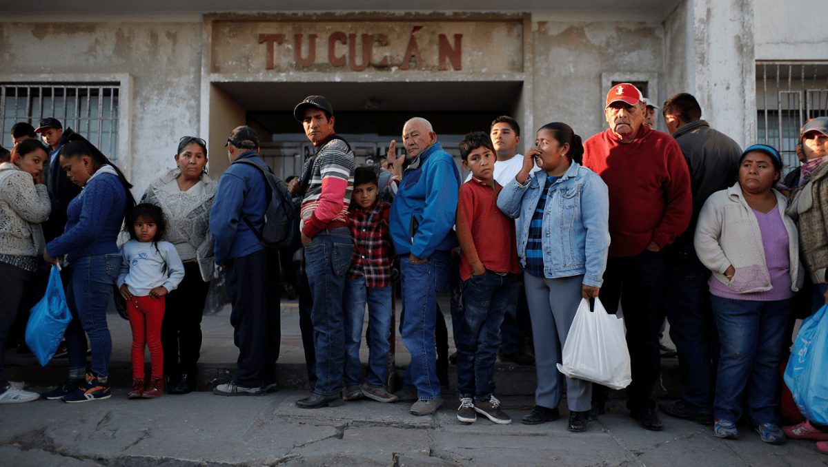 La Nación dará de baja unos 55.000 planes sociales en Tucumán