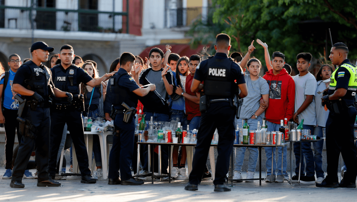Operativos por el UPD en San Juan: detectaron venta de entradas y presencia de alcohol
