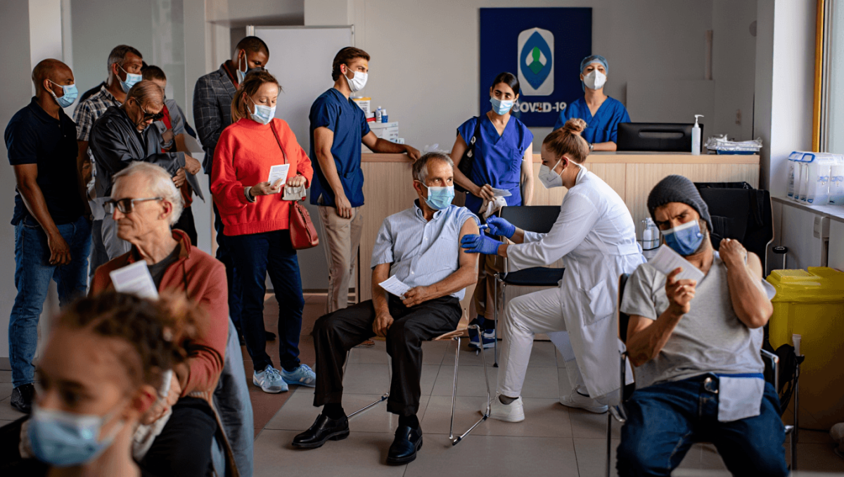 Hay un aumento inesperado de la demanda de una vacuna que parecía condenada al olvido: la curiosa causa