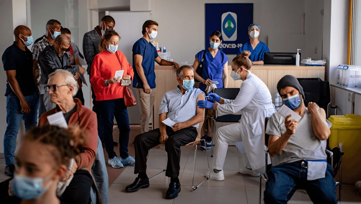 Hay un aumento inesperado de la demanda de una vacuna que parecía condenada al olvido: la curiosa causa