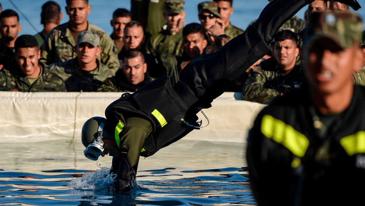 Santa Fe: murió un sargento del Ejército mientras hacía ejercicios de buceo en un cuartel