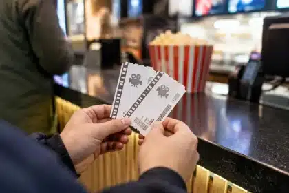 Wanda Nara lidera la cartelera: ¿Querés ser mi hijo? llega a los cines